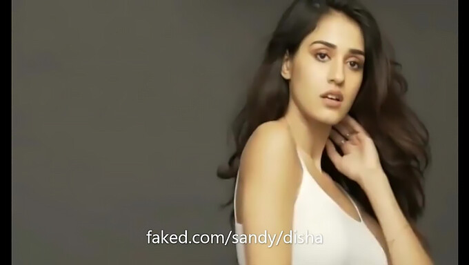 Indisk Teenager Disha Patani'S Hotte Fotoshoot